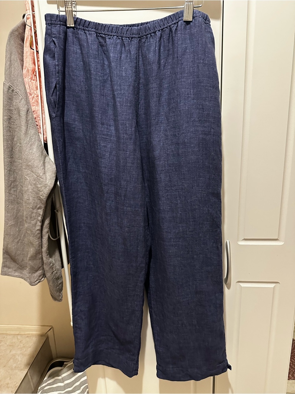 J. Jill Navy Elastic-Waist Linen Pants Crop